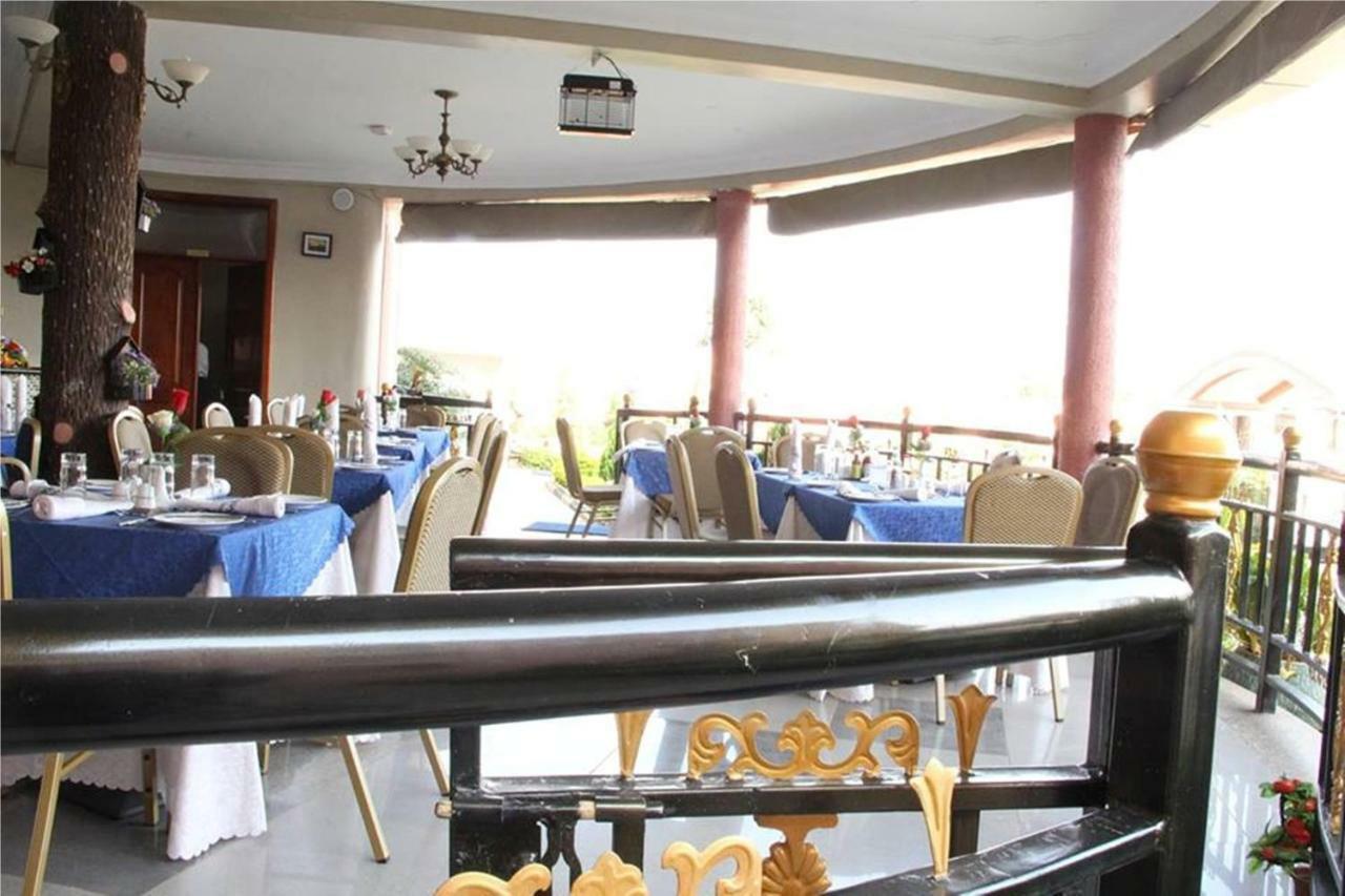 Sapphire Hotel Entebbe Kigo Kajansi Экстерьер фото